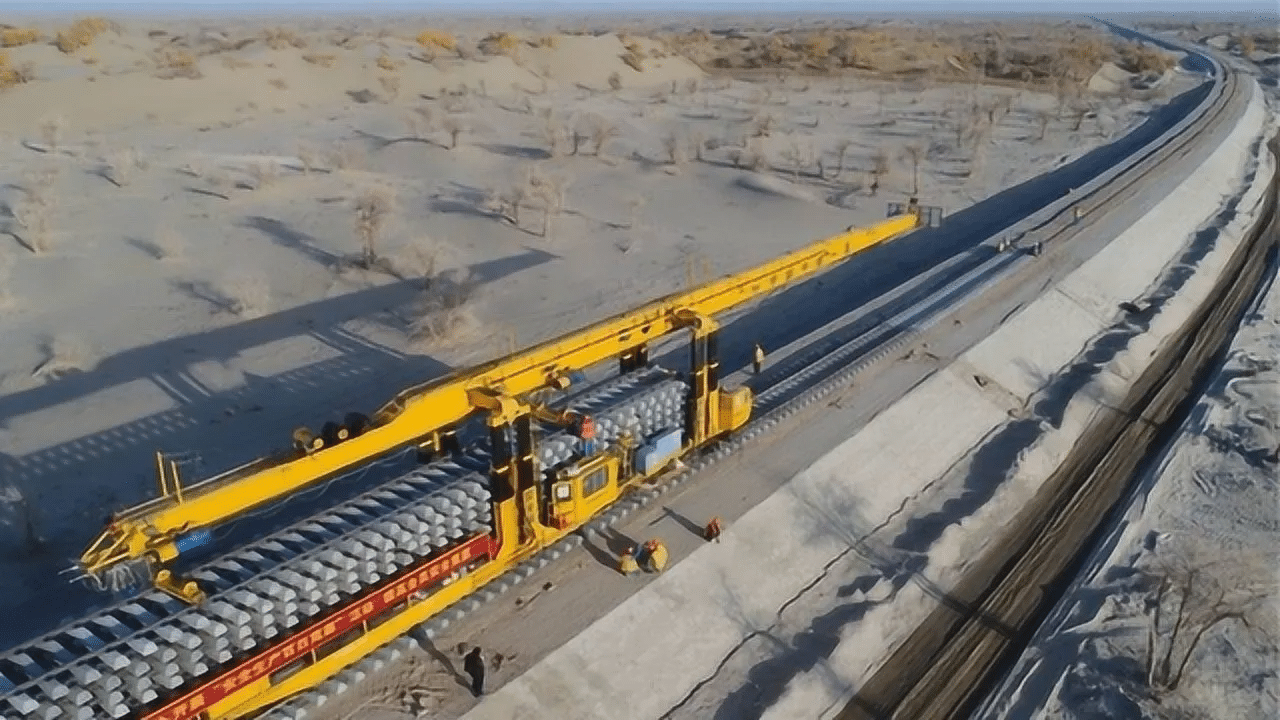 拓展西部市场 服务边疆建设